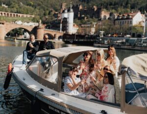 _MG_0012cr Buche ein exklusives Boot von Bootsfahrt Heidelberg für deinen JGA Heidelberg.